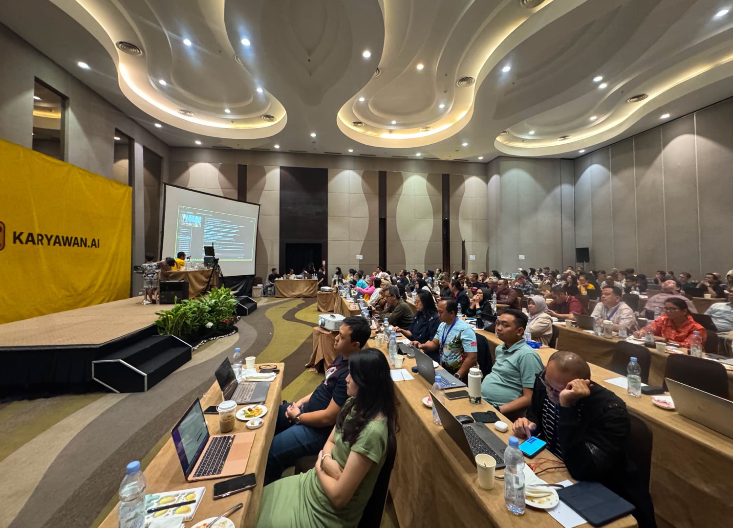 Panel diskusi